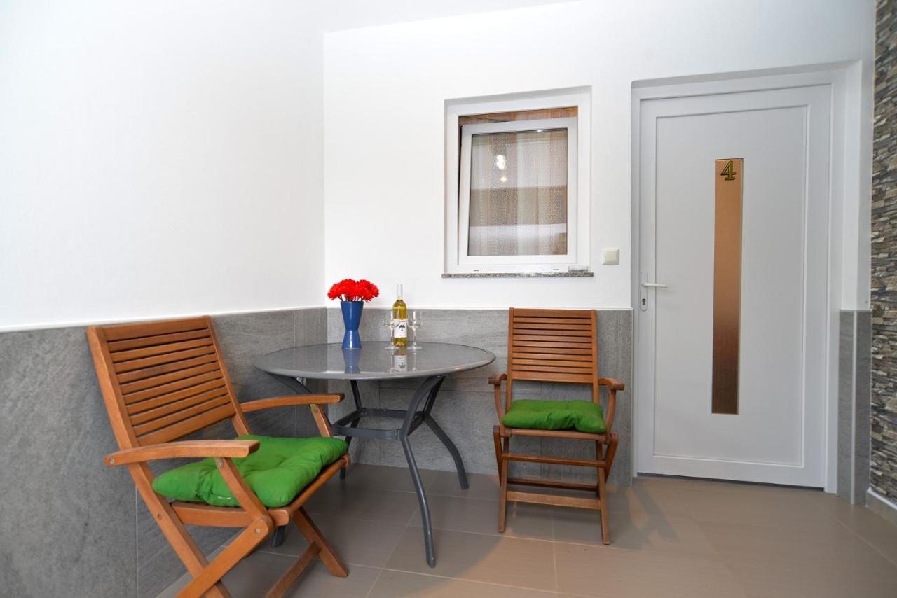 Apartments Volf 1405 Peroj Extérieur photo